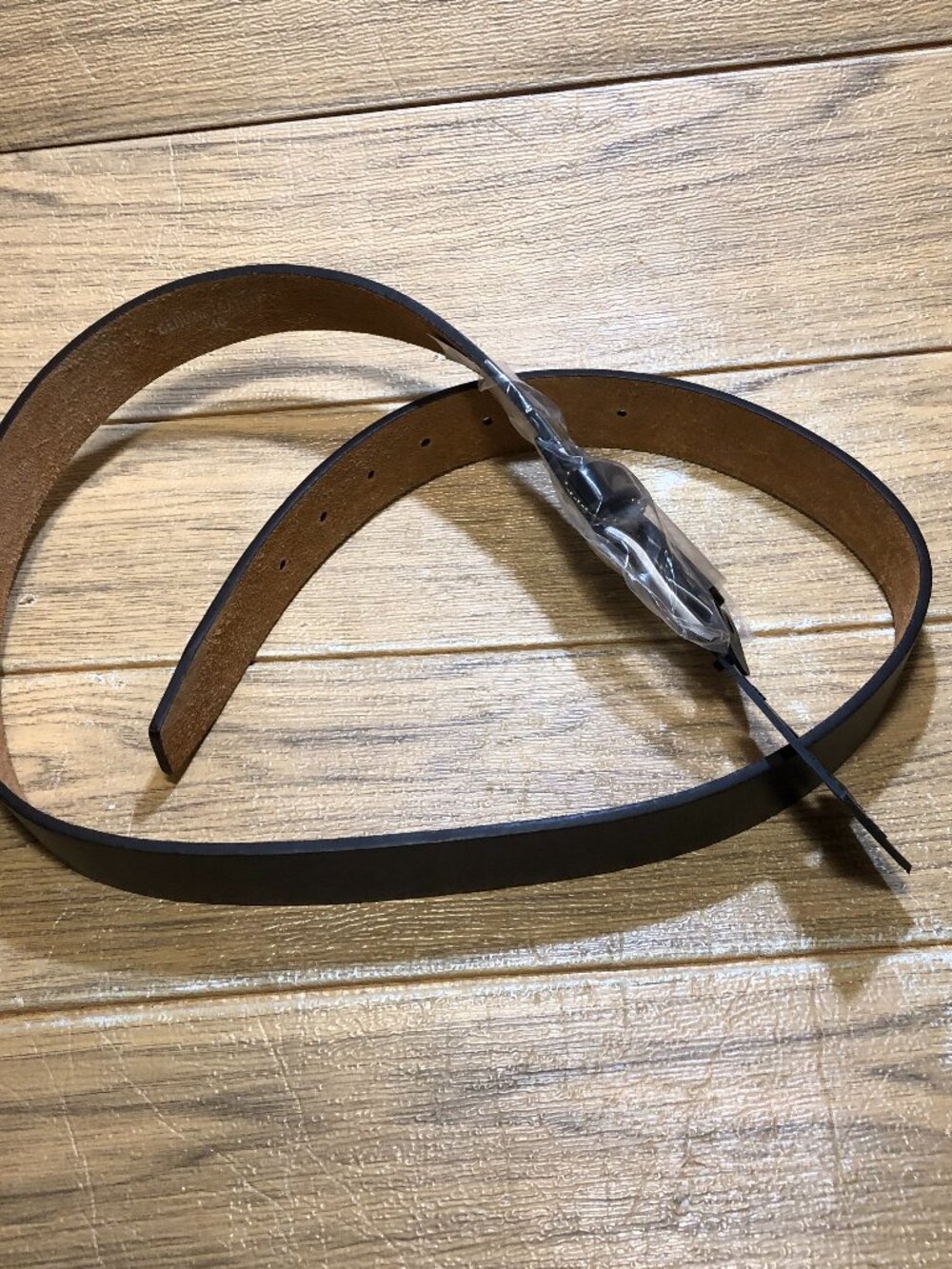TruFit men brown leather belt, size 38, NWT, solid brown